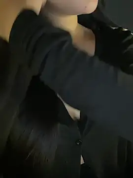 Elise68's Live XXX Chat