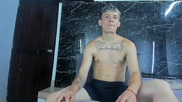 Živý XXX chat Robinlion91
