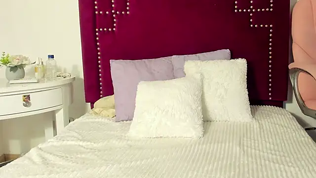 _Evalina_'s Live XXX Chat