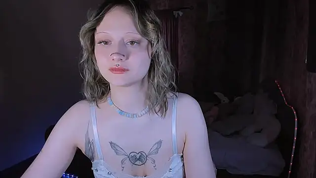 MariaMango Adlı Modelin Canlı XXX Sohbeti