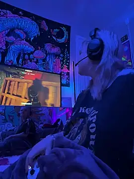 Cutiepiespanks' Live XXX Chat