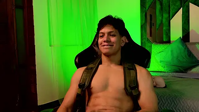 TonyPetrovjs – Naživo XXX chat