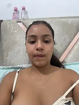 Baby_morena12 现场XXX聊天