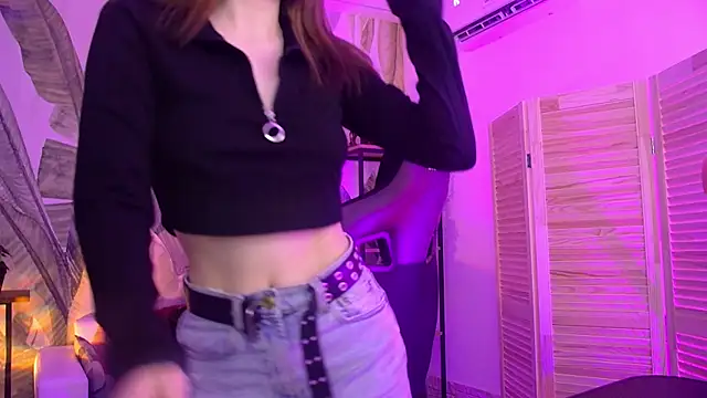 DamnWitchh 现场XXX聊天