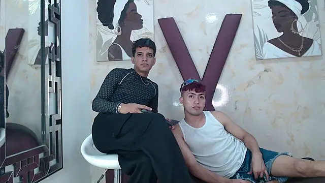 VERY_HOT_GUYS 现场XXX聊天