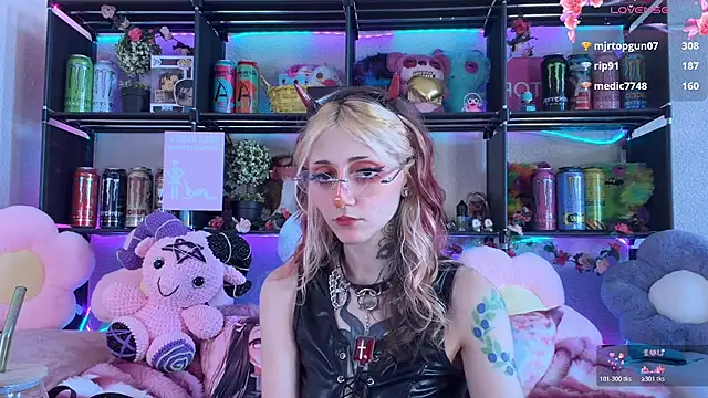 Chat +18 de _Devill_Baby ao vivo