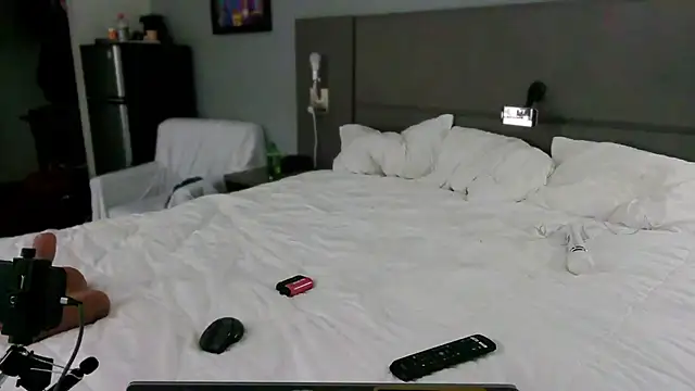 cutiesigh Show in webcam