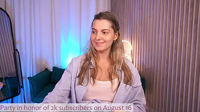 LucreciaStorm's Live XXX Chat