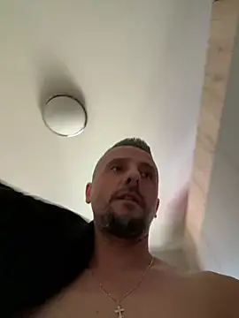 InsaneMattt – Live XXX-chat