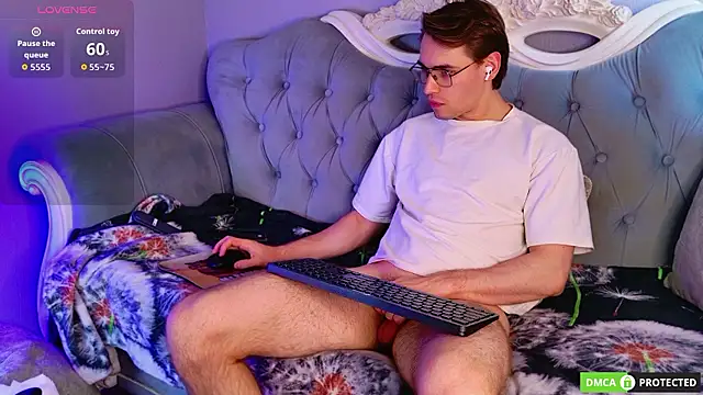 WilliamDyson Live XXX Chat