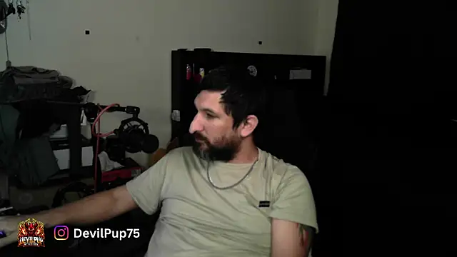 DevilPup75_'s Live XXX Chat