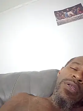 Boozle666 live XXX chat