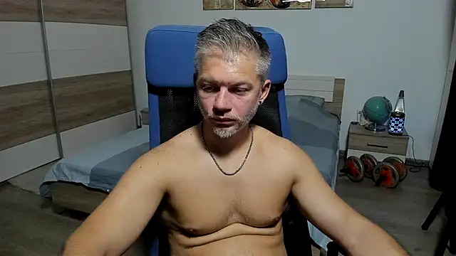 Вебкам-шоу RobbyShawz