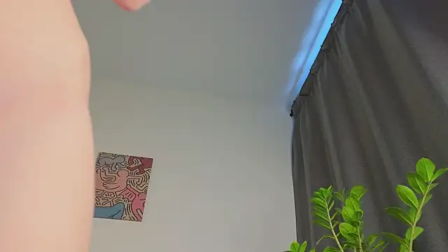 Lili_Roze_ Chat XXX in diretta