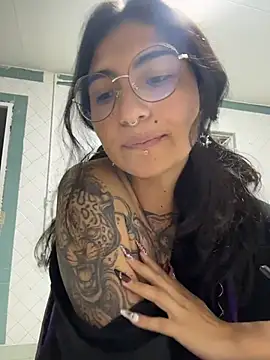 Chat XXX en directo de Velvet_Mysstic