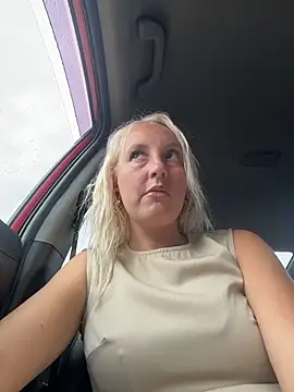 MerlinDave live XXX chat