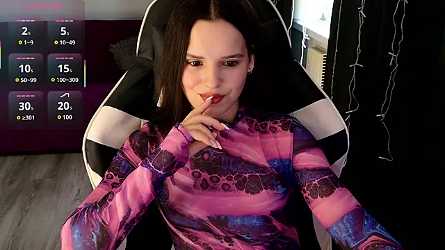 Chat +18 de Harleen_Moore ao vivo