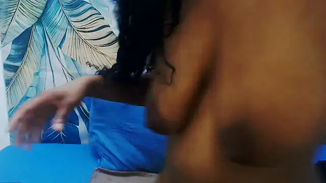 DominiqueLuxe44 Live XXX Chat