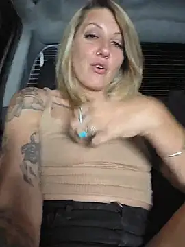 Chat XXX ao vivo de SheIsSomething
