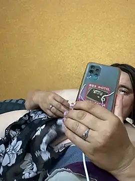 XXX chat uživo modela LiluHot