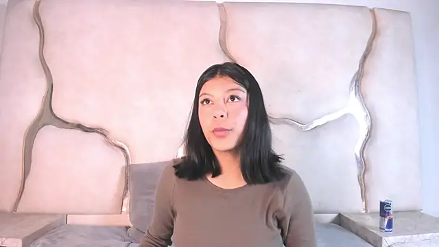 Chat +18 de Salmaportman69 ao vivo