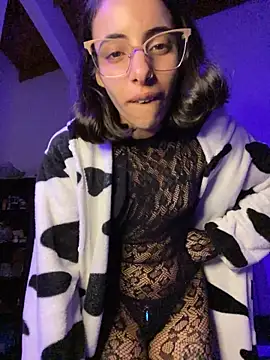 Poison_Ivy_29's Live XXX Chat