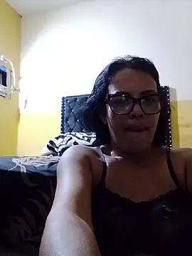 Xoticxenax Chat XXX in diretta