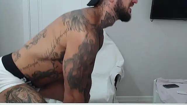maxi_foxxx 现场XXX聊天