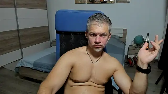 RobbyShawz Show in webcam