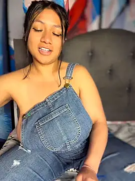 Im_Little's Live XXX Chat