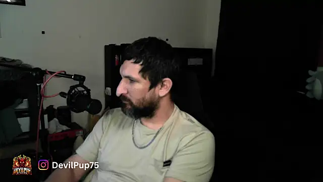 DevilPup75_ লাইভ XXX চ্যাট