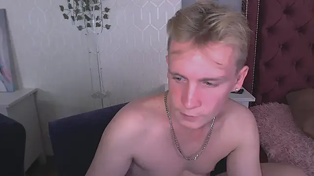 Chat +18 de _AlexHot_ ao vivo