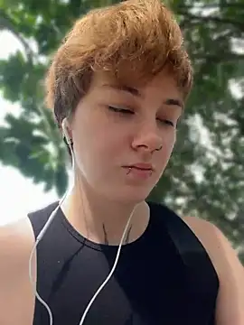IceMur Adlı Modelin Canlı XXX Sohbeti