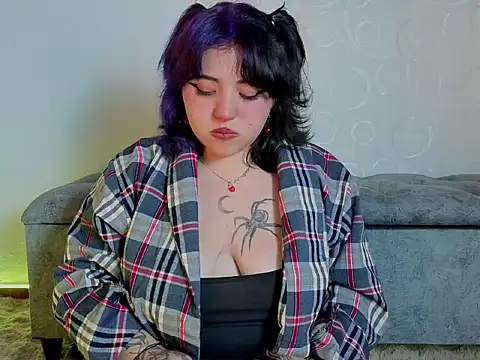 Chat +18 de Blueberry_gothic ao vivo