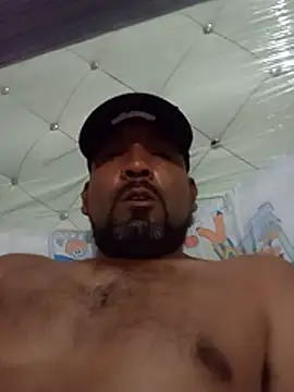 Ernesthot82 ওয়েবক্যাম শো
