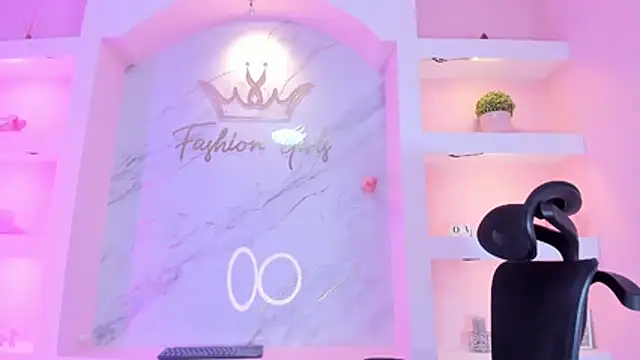 Chatroom XXX en direct de CandyDance1_