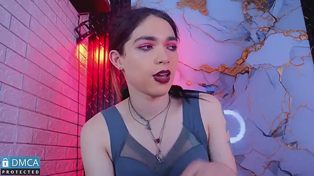 צ'אט XXX בשידור חי של MaeveKuro