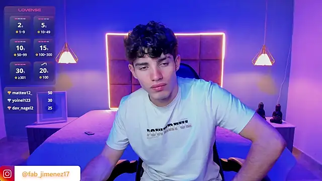 Živý XXX chat AlejooTwink