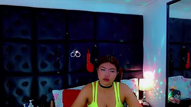 Cloelombard 라이브 XXX 채팅