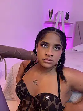 camilafoox7's Live XXX Chat