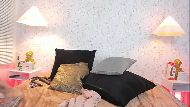 Chat +18 de Brenda_Brm ao vivo