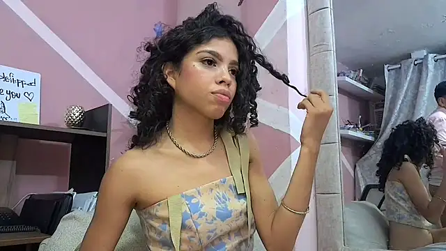 Chat XXX en directo de Pineappleflipped