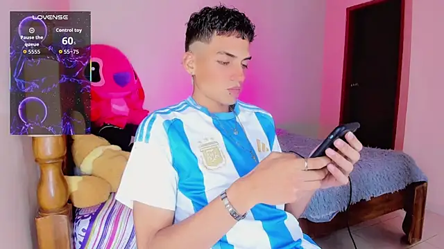 Chat +18 de Baby_luka ao vivo