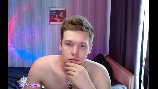 Chatroom XXX en direct de Sheldon_music