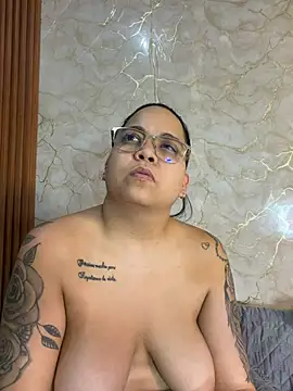 naughtylesbians__ Adlı Modelin Canlı XXX Sohbeti