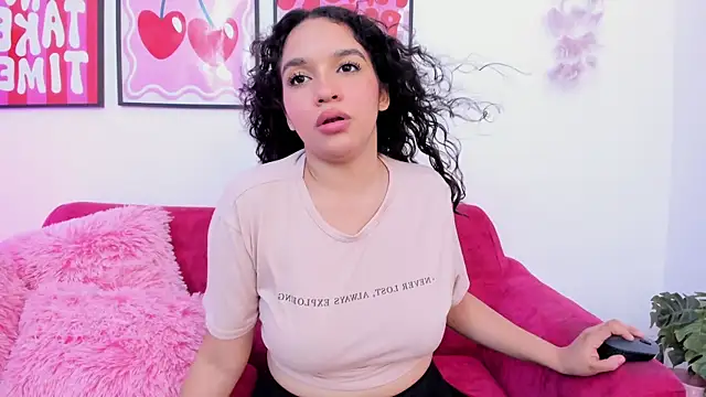 Velvett_7 Live XXX Chat