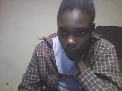 petite_keilah's Live XXX Chat