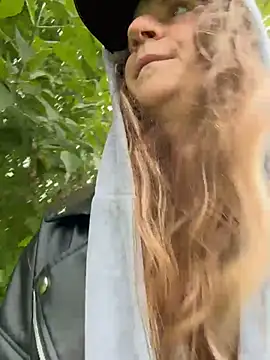 צ'אט XXX בשידור חי של EvvaMur