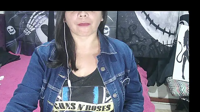 Chat +18 de vivian-milf ao vivo