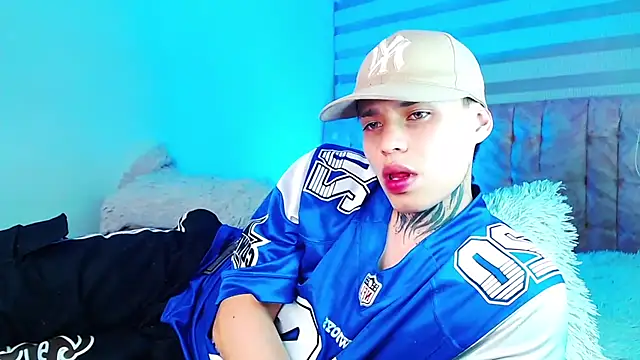 _justinmoon2 live XXX chat